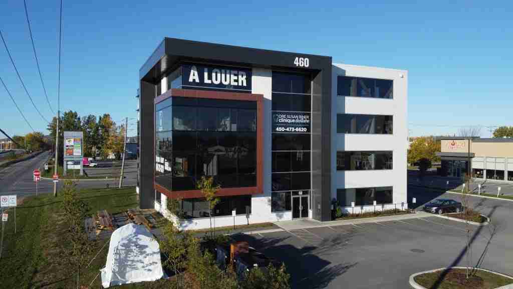 Tour à bureaux-Guimond Construction